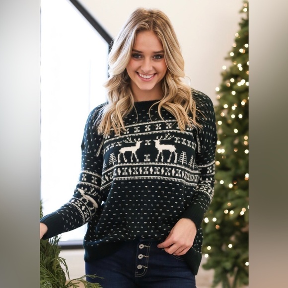 Staccato Sweaters - Dark green reindeer pattern holiday sweater
